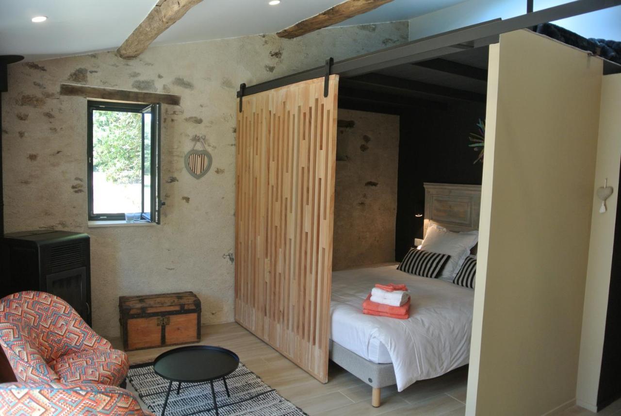 Les Epis Du Vent Bed & Breakfast Adilly Ngoại thất bức ảnh
